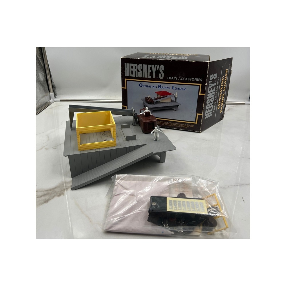 Hershey's Train Accessories Operating Barrel Loader 1992 K Line O Gauge K-01242